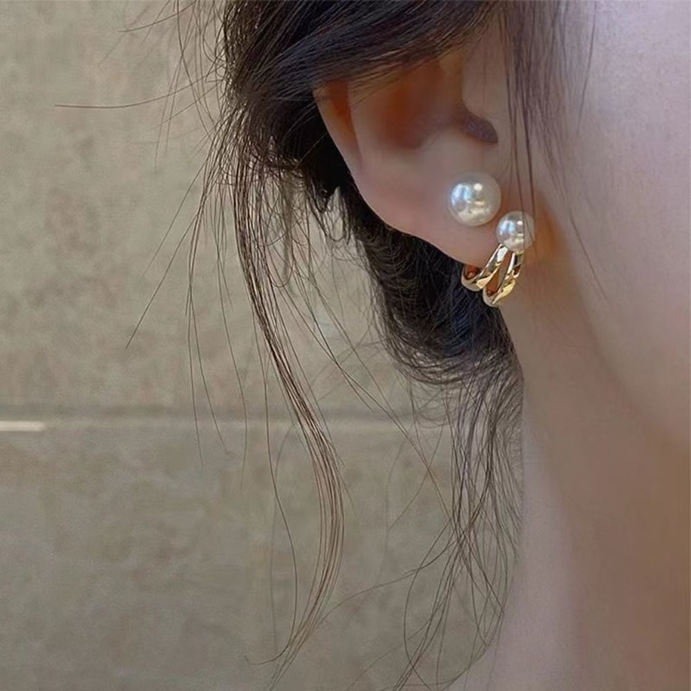 Niche design sense pearl flower earrings new trend light luxury silver needle st